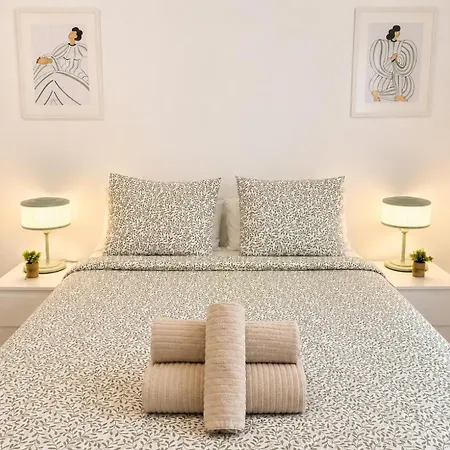 Apartamento Moderno Y Acogedor En La Catedral Burgos