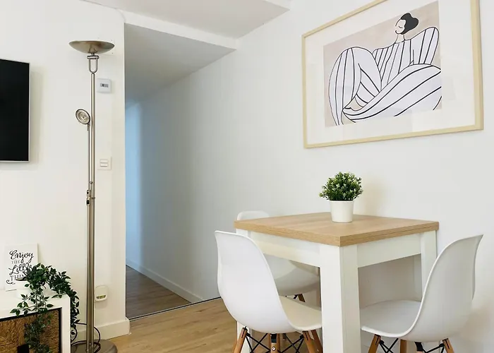 Apartamento Moderno Y Acogedor En La Catedral Burgo